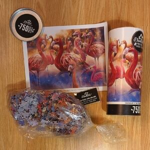 StandOut 750 Piece Puzzle "Late To The Party"